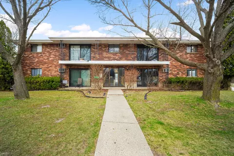9015 N 96th, Milwaukee, WI 53224