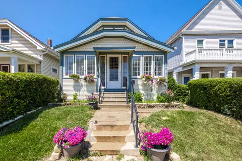 6508 W Mitchell, West Allis, WI 53214