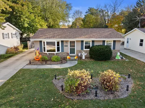 2227 Creek, West Bend, WI 53090