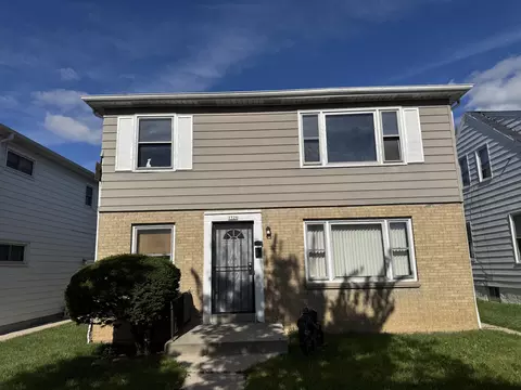 1526 W Congress, Milwaukee, WI 53209