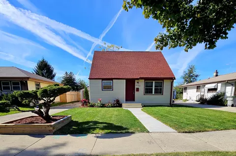 4733 S 22nd, Milwaukee, WI 53221