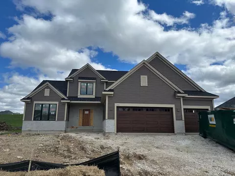 3809 White Oak, Waukesha, WI 53188