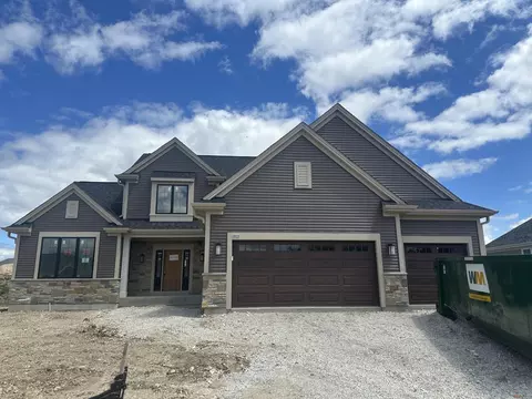 3809 White Oak, Waukesha, WI 53188