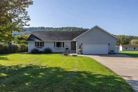 w4861 Harvest Lane, Shelby, WI 54601