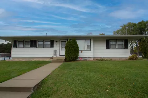 908 Franklin, Watertown, WI 53094