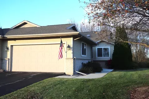 1274 Meadowbrook #2, Cleveland, WI 53015