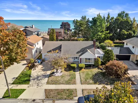 7205 2nd, Kenosha, WI 53143