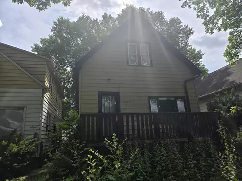 5326 N 38th, Milwaukee, WI 53209