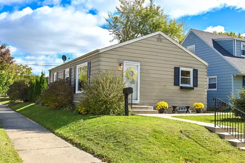 3636 N 97th, Milwaukee, WI 53222