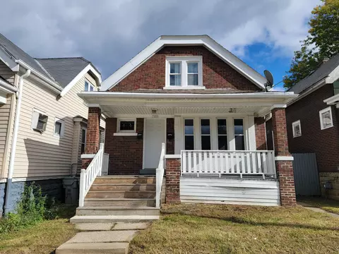 2446 S 6th #2446A, Milwaukee, WI 53215