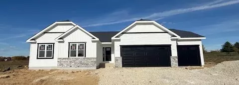 851 Golf, Jefferson, WI 53549