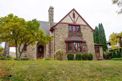 6110 Washington, Wauwatosa, WI 53213