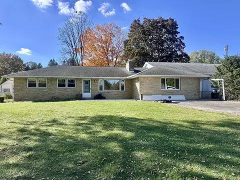 w224n8095 Susan, Lisbon, WI 53089