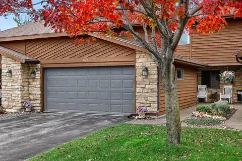 1025 Lauderdale, Onalaska, WI 54650
