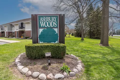 n110w16867 Ashbury #3, Germantown, WI 53022