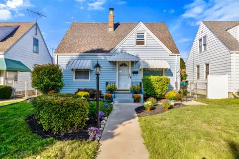 9544 W Metcalf, Milwaukee, WI 53222