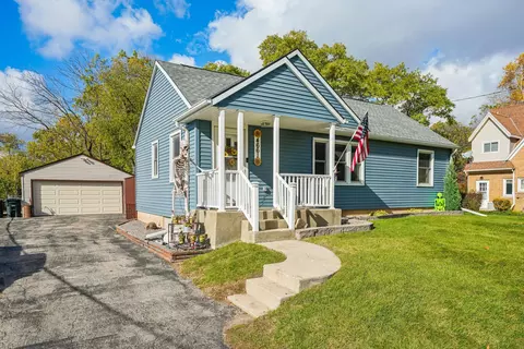 4661 S 72nd, Greenfield, WI 53220