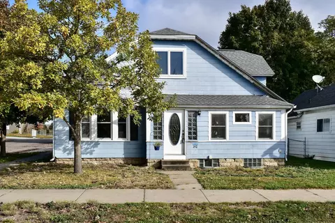 752 2nd, Winona, MN 55987