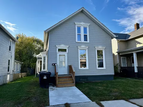 916 Grand, Racine, WI 53403