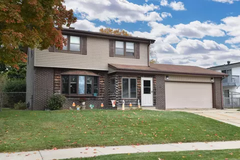 8608 Westbrook, Sturtevant, WI 53177