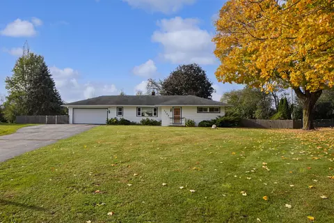 1732 S Craftsman, New Berlin, WI 53146