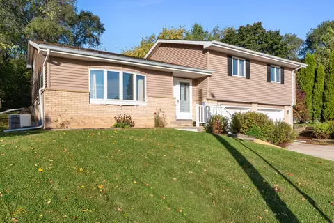 1161 Kewaskum, Kewaskum, WI 53040