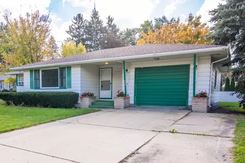 205 E Spaulding, Watertown, WI 53098