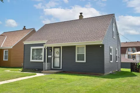 3137 S 19th, Milwaukee, WI 53215