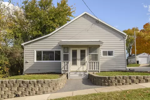 1021 Aurora, Waukesha, WI 53186