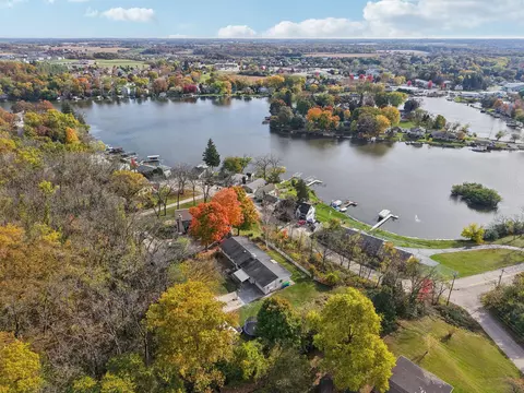 150 Riverside, Waterford, WI 53185