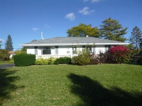 n92w17274 Forest, Menomonee Falls, WI 53051