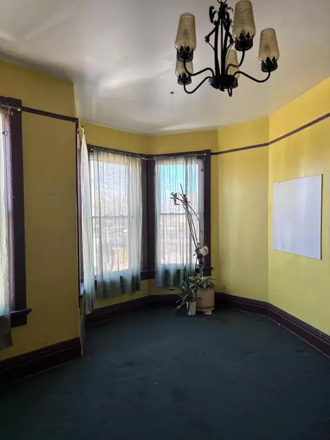3331 W National #3333, Milwaukee, WI 53215