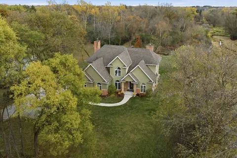 10038 N Cedarburg, Mequon, WI 53092