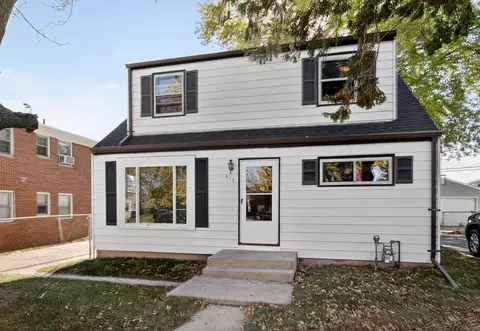 615 Blake, South Milwaukee, WI 53172