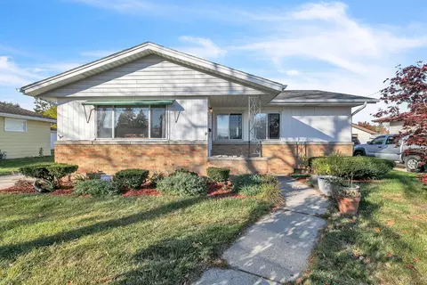 2820 S 17th, Sheboygan, WI 53081