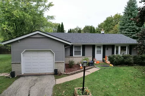10004 W Terra, Milwaukee, WI 53224