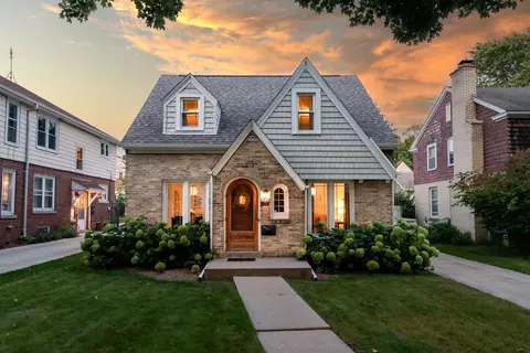 2938 N 70th, Milwaukee, WI 53210
