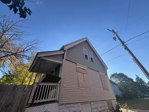 3813 W Wright, Milwaukee, WI 53210