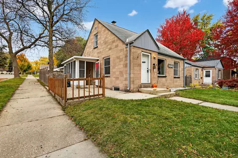 2775 S 49th, Milwaukee, WI 53219