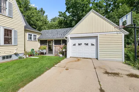 121 Juneau, Horicon, WI 53032