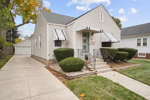 7819 27th, Kenosha, WI 53143