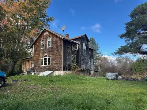 1682 Sherman, Jackson, WI 53037 photo 1