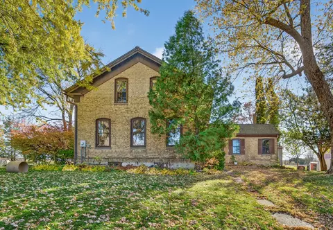 n1003 Plymouth Trail, New Holstein, WI 53061