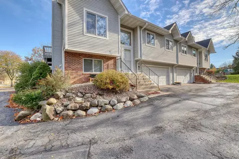 1825 Woodburn #C, Waukesha, WI 53188