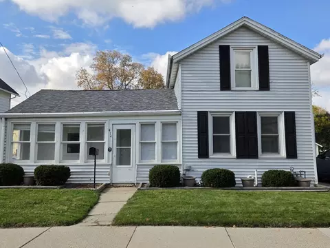 414 S Montgomery, Watertown, WI 53094