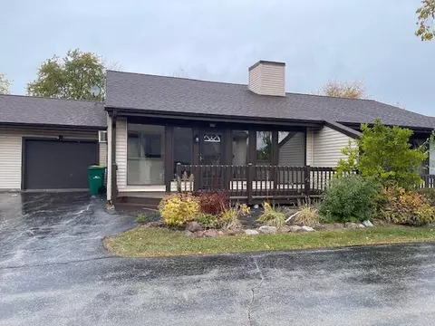 208 E Drexel, Oak Creek, WI 53154