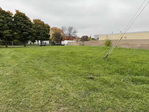 1814-1816 W Walnut #1820-1822, Milwaukee, WI 53205