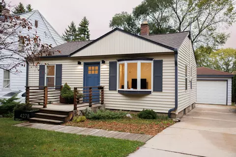 4278 S S Pne, Milwaukee, WI 53207