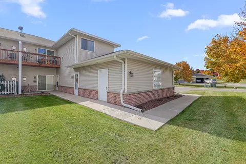 318 Brookside #1, Mayville, WI 53050