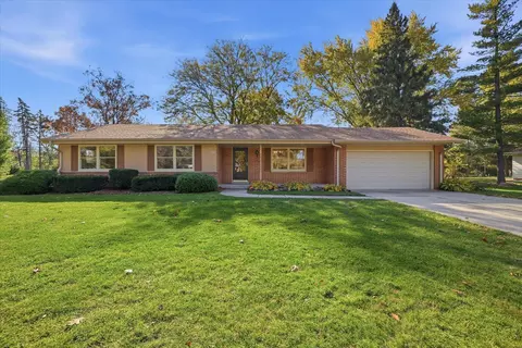 14235 W Maylore, New Berlin, WI 53151